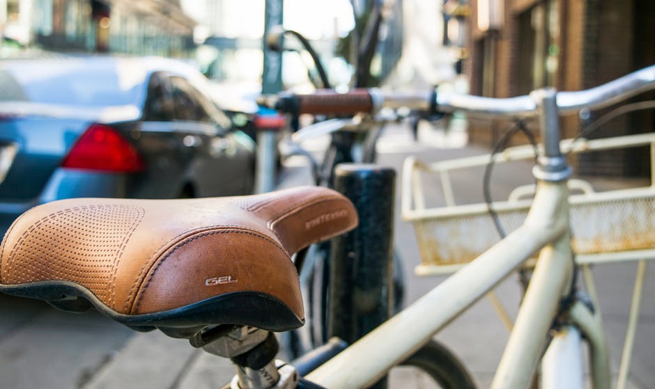 Detailed Bicycle Buying Advice for Riders Comparing Comfort, Fit, and Value with a Focus on Safety for City Streets