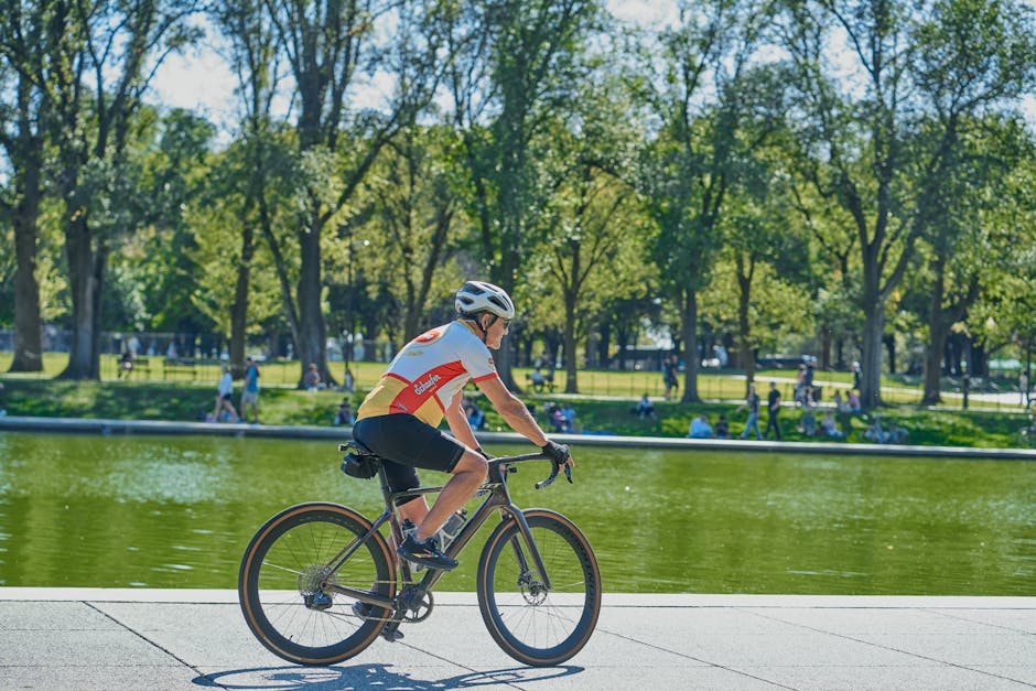 Everyday Cycling Tips for Better Endurance, Control, and Pedaling Efficiency with a Focus on Posture for Weekend Rides