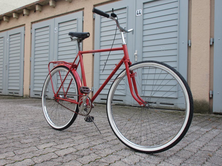 How to Maintain a Bicycle Chain, Brakes, Tires, and Gears the Right Way for Stable City Riding