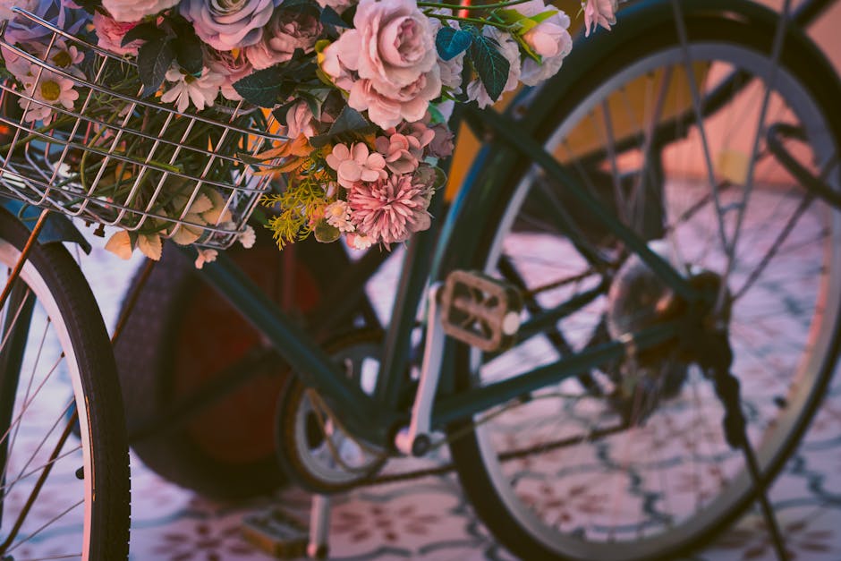Proven Cycling Tips for Handling Hills, Traffic, and Changing Weather Safely with a Focus on Braking for City Streets