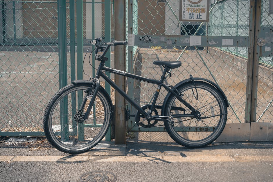 Road Cycling Guide to Essential Upgrades That Improve Real Performance with a Focus on Speed for City Streets Road Cycling Guide to Essential Upgrades That Improve Real Performance with a Focus on Speed for City Streets