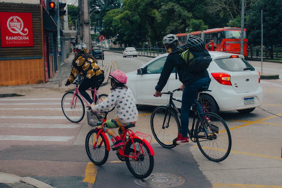 Smart Cycling Tips That Help Recreational Cyclists Ride Safer and Feel Stronger on City Streets