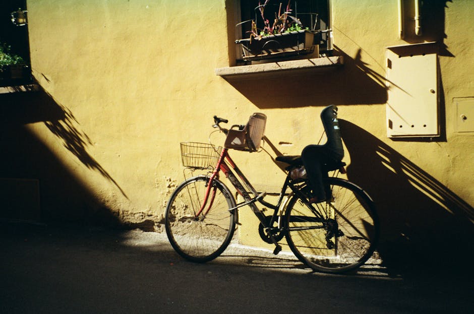 Step-by-Step Bicycle Maintenance Routine for Cleaner and Safer Cycling with a Focus on Posture for Weekend Rides