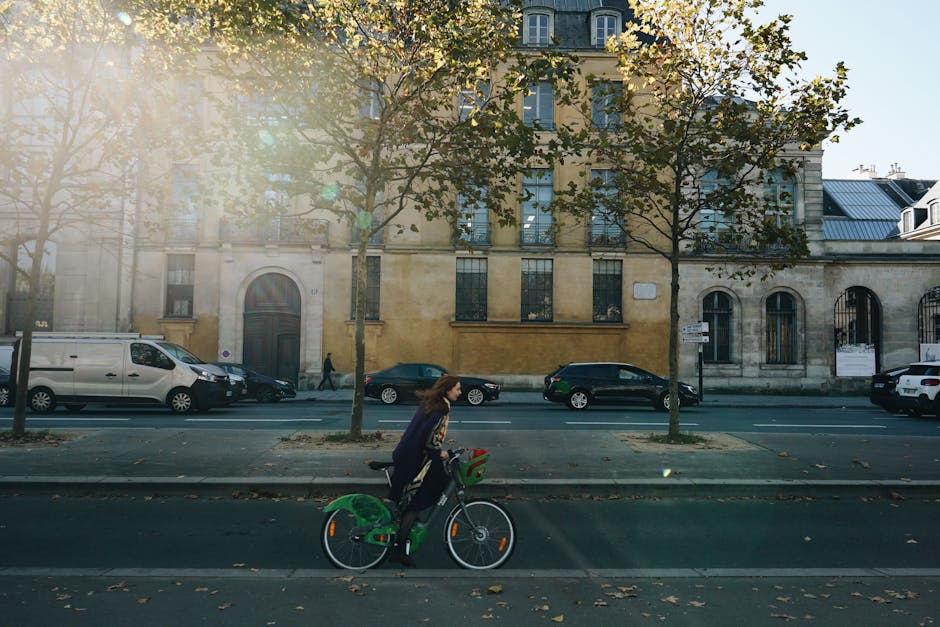 Practical Cycling Advice for Improving Technique on Roads and City Streets with a Focus on Setup for Weekend Rides