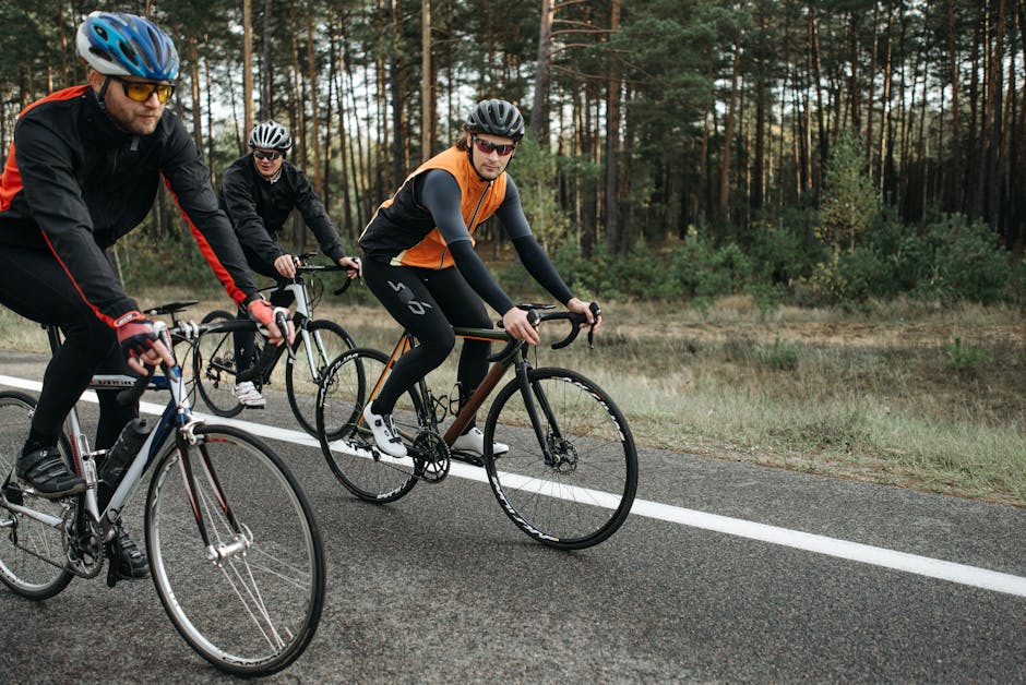 Smart Cycling Tips That Help Recreational Cyclists Ride Safer and Feel Stronger Smart Cycling Tips That Help Recreational Cyclists Ride Safer and Feel Stronger